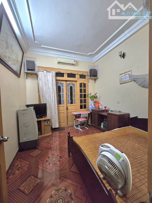 NHÀ THOÁNG ĐẸP DÂN XÂY CẦU ĐƠ, 3 BƯỚC RA Ô TÔ, GẦN PHỐ LÊ HỒNG PHONG 38M2 GIÁ 7,95 TỶ - 2