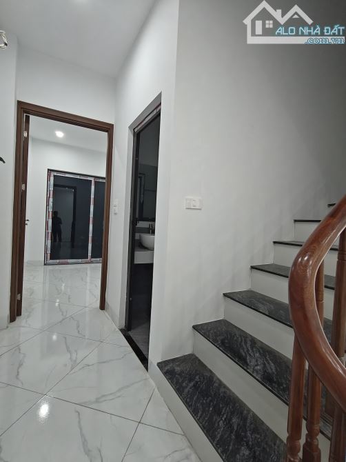 HIẾM - 4,8 TỶ - DT 35m2 -  4 TẦNG - GẦN Ô TÔ, ĐH THÀNH ĐÔ, VÀNH ĐAI 3.5 - 2