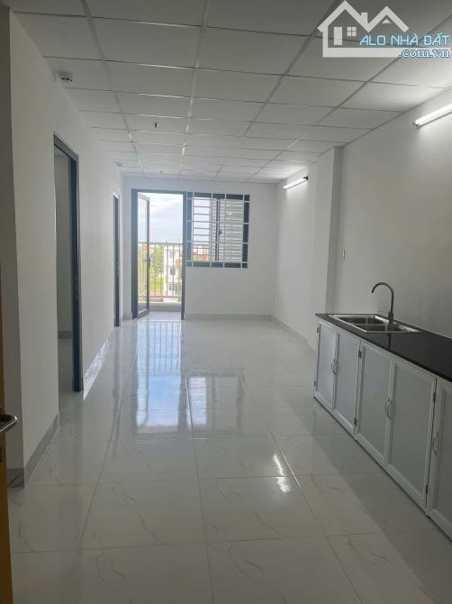 Cho Thuê Căn Hộ Chung Cư Hồng Loan 5c 2 Phòng Ngủ - 2