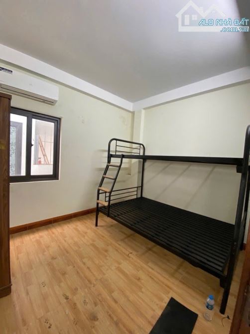 NHÀ PHỐ QUAN NHÂN – SÁT SÂN CHƠI NGÕ THÔNG – 3 GÁC ĐỖ CỬA. CHỦ TỰ XÂY CHẮC CHẮN - 2