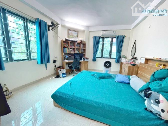 BÁN NHÀ TẢ THANH OAI – LÔ GÓC – Ô TÔ ĐỖ CỬA – FULL NỘI THẤT GỖ XỊN CHỈ 5.7 TỶ - 2