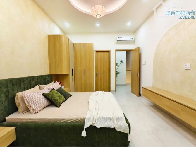 NHÀ SIÊU SIÊU ĐẸP - VỊ TRÍ HOT GẦN KDC ĐẠI NGÂN - 2