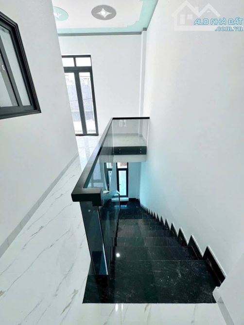 Bán nhà đã hoàn công 1 trệt 1 lầu gần Cầu Mới, p.biên hoà( hoá an củ).Dt:60m2. Giá: 2ty650 - 2