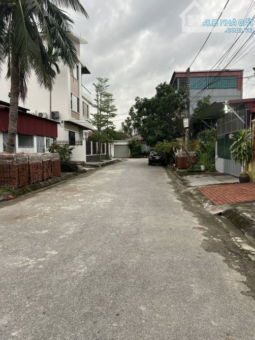 Bán lô đất chung cư  tổ 6 thị trấn An Dương 92m giá 3,3x tỷ - 2