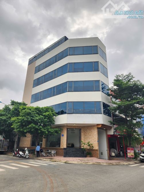 22Tỷ TL🔥Bán Tòa nhà GO Dĩ An _Gần 800m2 Sàn_1Tầng Hầm và 5 Tầng Nổi, p.Đông Hòa, Tp.Dĩ An - 2