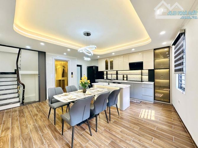 7 TẦNG THANG MÁY - FULL NỘI THẤT NHẬP KHẨU - Ở SƯỚNG NHƯ BIỆT THỰ GIỮA THÁI THỊNH 15 TỶ - 2