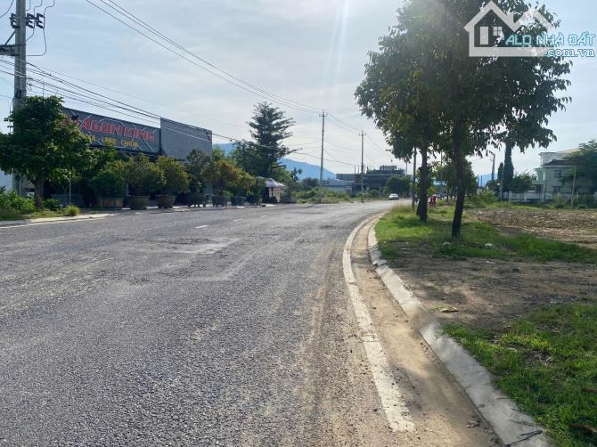 LÔ ĐẤT ĐẸP VUÔNG VẮN TẠI MẶT ĐƯỜNG K10 - ĐINH TIÊN HOÀNG - PHƯỜNG NINH HOÀ🇻🇳✅ - 2