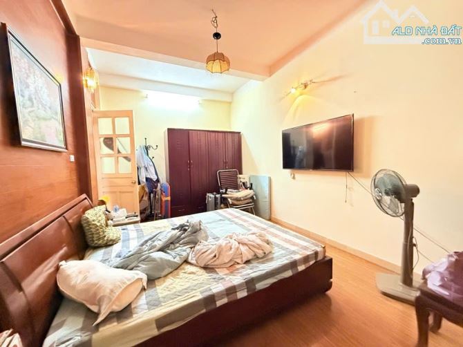 Bán Căn hộ TT bờ Sông_Sét, ngõ 553 Giải_Phóng, lô góc, 65m2, 2N, ở cực sướng - 2