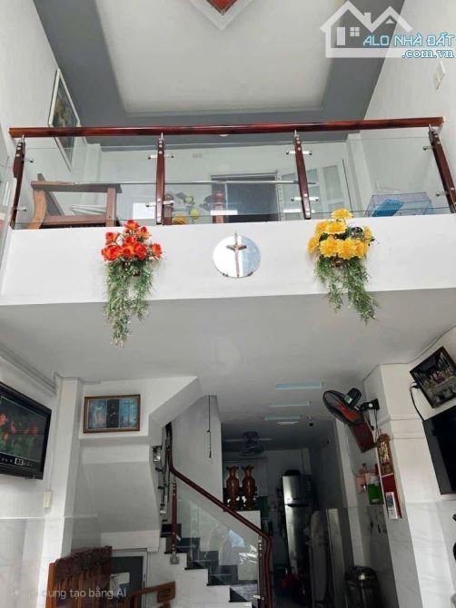 Bán nhà Tạ Quang Bửu cách mặt tiền đường chỉ vài bước chân. 5 tầng BTCT 5PN 5WC hoàn công - 2