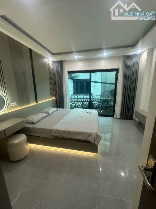 Lý tự trọng la khê 52m 5 tầng , thang máy , chỉ nhỉnh 7 tycủ t6 - 2