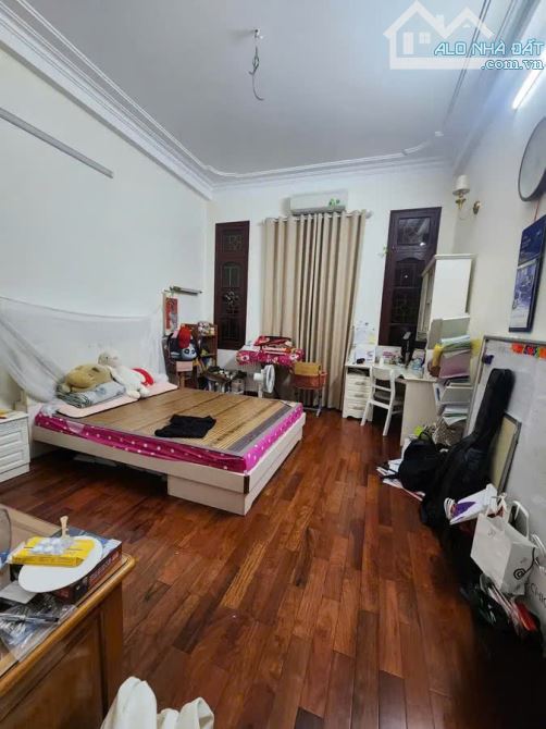 LIỀN KỀ KHU ĐÔ THỊ ĐẠI KIM , NGUYỄN CẢNH DỊ 52M XÂY 4 TẦNG Ô TÔ TRÁNH , 2 MẶT TIỀN - 2