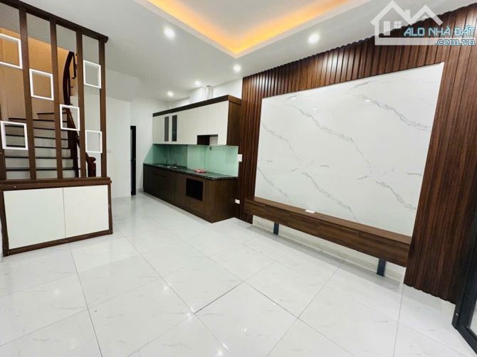 Bán Gấp Cầu Diễn 35m CHỈ hơn 6 tỷ , 30m ra đường ô tô, thoáng trước sau, khu vực hiếm - 2