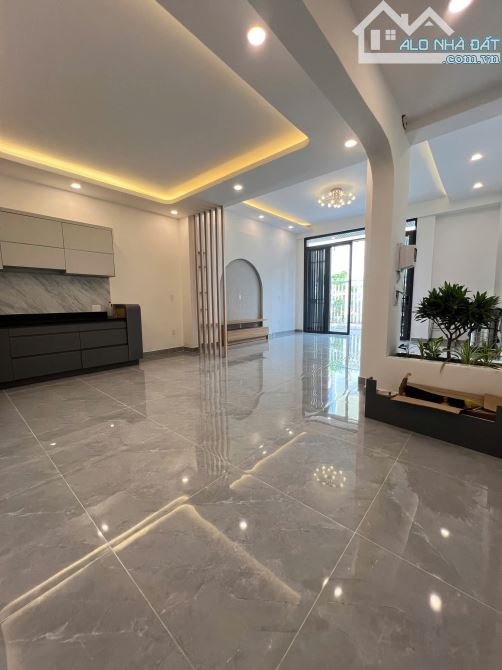 Gấp kẹt tiền giảm 201tr chỉ còn 3 tỷ hơn nhà ĐÔNG THẠNH DT 5,6x20HÓC MÔN Đt - 2