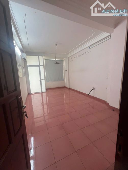 ❤️CHO THUÊ Mặt Phố Mễ Trì Thượng, DT 80m, 4 tầng, MT 4m, NHÀ ĐẸP, VÀO LUÔN, 25tr/tháng - 2