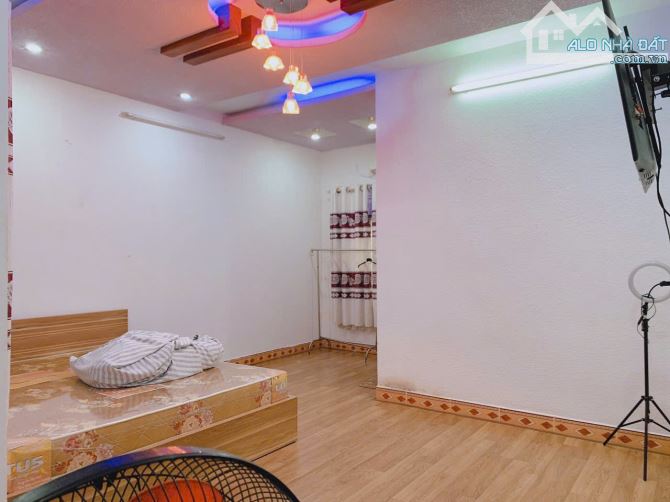 Bán Nhà 3 Tầng Mỹ An, Gần Sông Hàn - 2