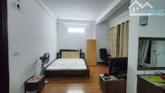 Cho thuê nhà ngõ 126 Nguyễn An Ninh, Tương Mai, Hoàng Mai. DT 45m x 4 tầng, giá 12tr - 2