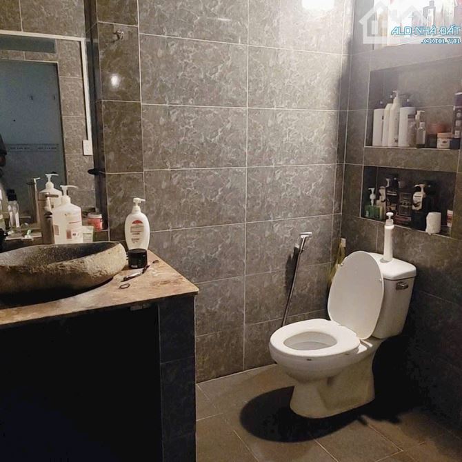 🔥[PHÚ NHUẬN] CHỢ CÂY QUÉO 4TẦNG - 4PN - 11 TRIỆU/THÁNG - NHỈNH 5T. - 2