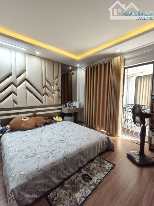 BÁN NHÀ LÊ THANH NGHỊ – HIẾM – 31m² x 5T – 7.5 TỶ – NGÕ THOÁNG – DÂN TRÍ CAO - TIỆN ÍCH - 2