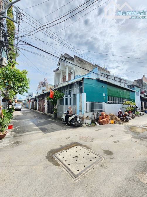 Bán nhà cấp 4 gác lửng góc 2MT gần đường An Phú 20 p.An Phú Tp.Thuận An chỉ 2tỷ75 TL M7812 - 2