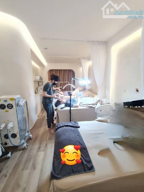 NHÀ 3 LẦU KINH DOANH TÔ HIẾN THÀNH  QUẬN 10, 89M2, HXH, DÒNG T.IỀN 28 T.R CHỈ 13.X - 1