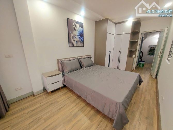 Bán nhà Dốc Thọ Lão - Ô tô đỗ cửa - 4 tầng - 3 phòng ngủ - Giá 7.7 tỷ ( có thương lượng ) - 2