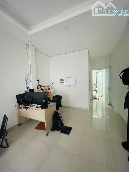 🌿 NHÀ ĐẸP Ở LIỀN – CMT8 P5 TÂN BÌNH (Phường Tân Bình) – XE HƠI NGỦ TRONG NHÀ – 3 TẦNG - 22