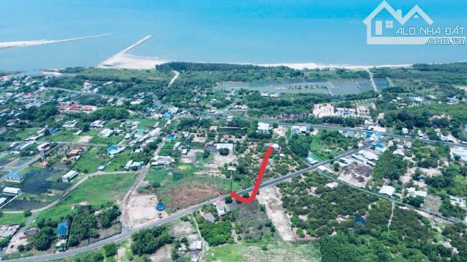 ĐẤT BIỂN LỘC AN- NGAY SAU CHỢ - CÁCH BÃI TẮM CHỈ 1KM- NAY LÀ XÃ PHƯỚC HẢI - TP HCM 🌈DT 10 - 3