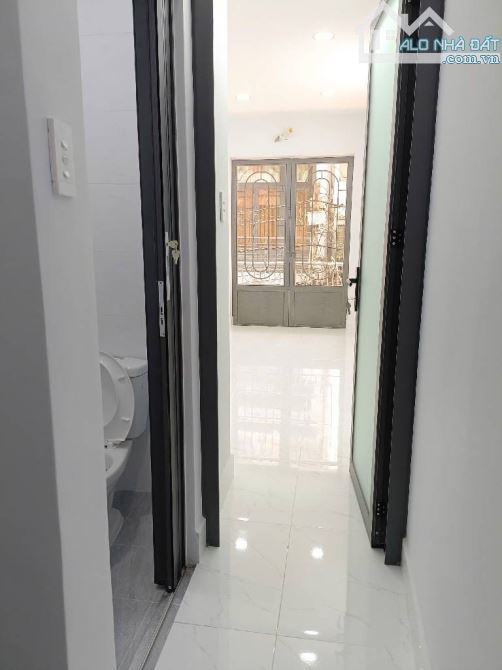 (Q8) - DƯƠNG BÁ TRẠC 3TẦNG - SHR - HẺM 3GÁC VÔ TƯ CHẠY - ZÁ CHỈ NHỈNH 3TỈ XÍU😜 - 3