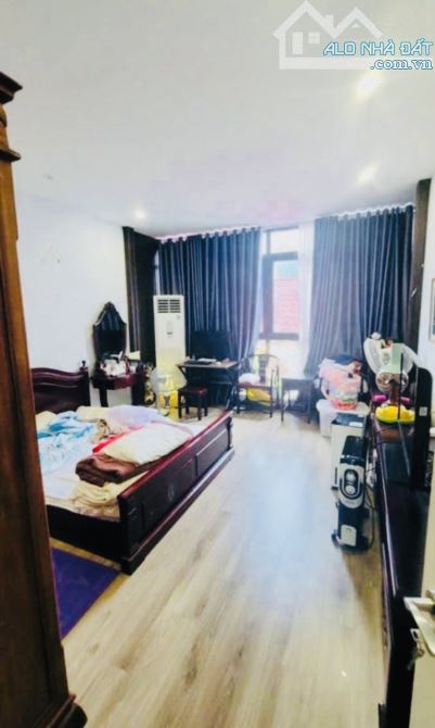 NHÀ MẶT PHỐ HÀNG BÀI 55m2 - VỊ TRÍ ĐẸP -KD ĐẮC ĐỊA - ĐẲNG CẤP - 3