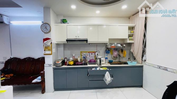 6.6 tỷ - bán nhà hẻm xe hơi Nguyễn Văn Công GV- DT 42m2-vuông vức -gần mặt tiền-khu sânbay - 3