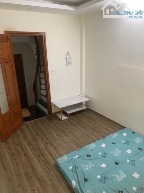 Cho thuê nhà 300 Định Công, 35m² x 4 tầng, 5 phòng ngủ, 3 vệ sinh, 13.5 triệu - 3