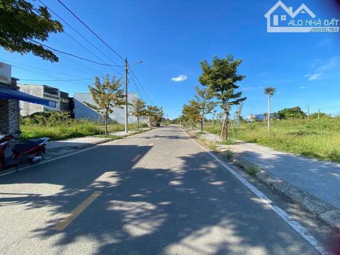 Bán đất KQH CIC8 VIEW CÔNG VIÊN (không cống trụ) - DT 115m2 - GIÁ 30,xtr/m2 - 3
