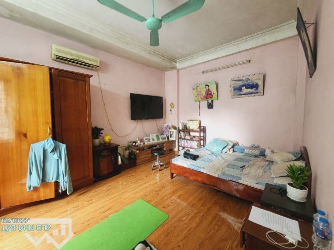 Bán nha khu vực nguyễn đình hoàn Diện tích 47/50m - 3
