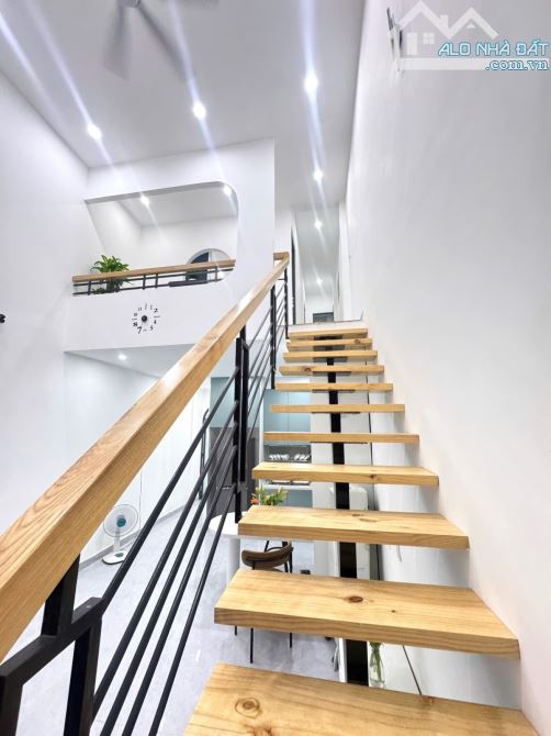 BÁN NHÀ RIÊNG TRIỆT + LỬNG - 60M2 - 3PN - LÊ VĂN KHƯƠNG - CHỈ 3,45 ĐỒNG - 3