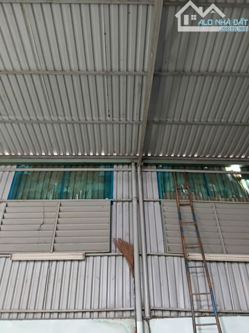 Cho thuê kho Mặt tiền 340m2 28tr - An Phú Đông 10 Quận 12 - 3