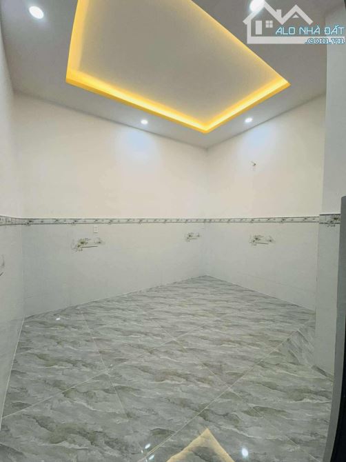 NHÀ NGANG 7,5M x 11M CÔNG NHẬN ĐỦ GIÁ CHỈ 4,29TỶ TL - 3