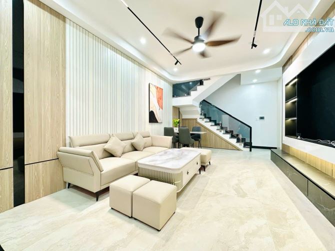 Hàng hiếm Trần Nguyên Hãn. Nhà phố Trần Nguyên Hãn - xây mới full nội thất - 3
