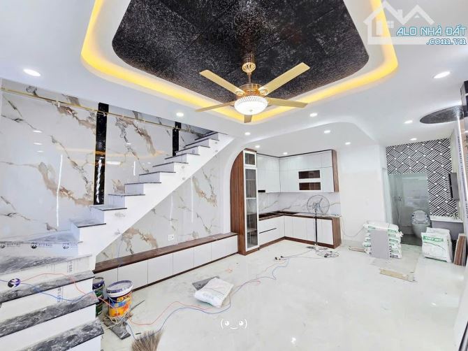 Bán căn nhà mới đẹp sân xe hơi gần đền thánh Martin, chợ Thánh Tâm giá tốt - 3