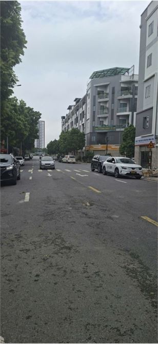 BÁN NHÀ THẠCH BÀN  – MẶT TIỀN RỘNG  Ô TÔ KINH DOANH ĐỈNH – 6 TẦNG THANG MÁY 9,7TY - 3