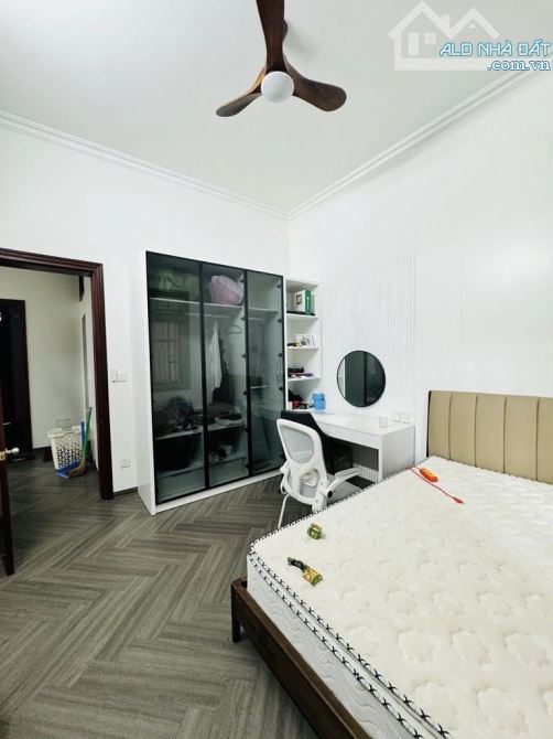 Bán nhà Phùng Hưng Phúc La Hà Đông DT 215m nhà 4 tầng dân xây, ô tô vào nhà, chỉ hơn 16 ty - 3