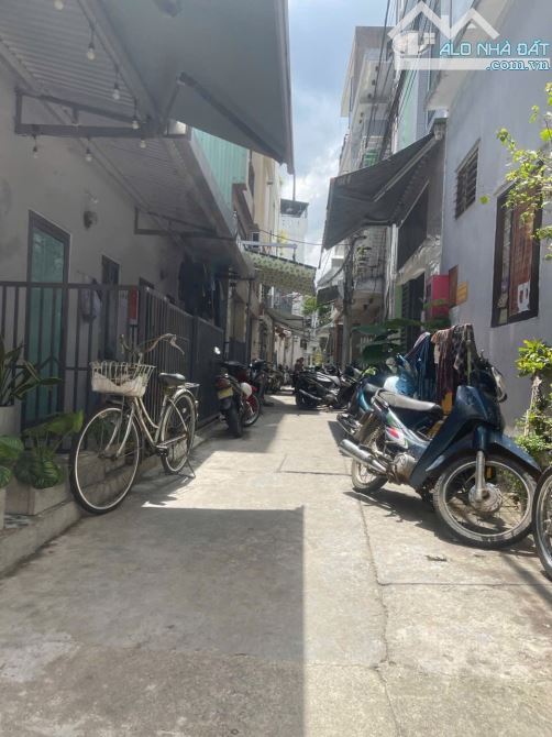 SỤP HẦM DÃY TRỌ TRUNG TÂM HOÀ CƯỜNG BẮC GẦN TRƯỜNG ĐẠI HỌC DÒNG TIỀN 12TR/THÁNG CHỈ 9,x TỶ - 3