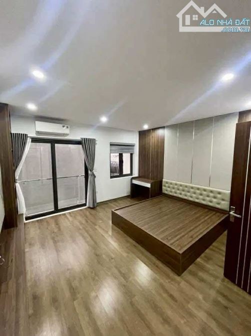 Nhà đẹp 6 Tầng thang máy Bồ Đề, Long Biên - 3