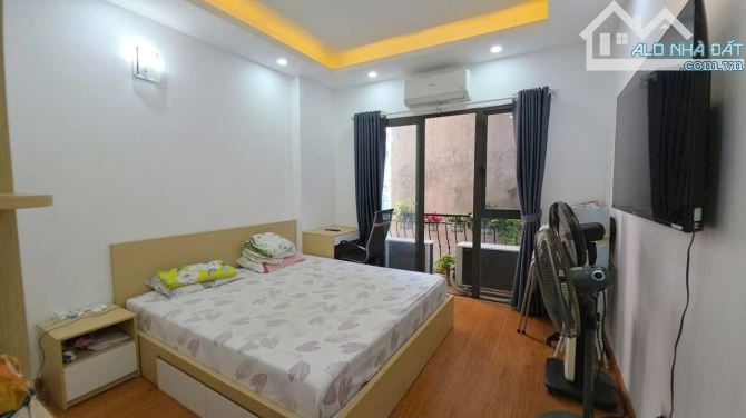 bán nhà Ngõ 535 Lạc Long Quân (28 Xuân La) Tây Hồ DT 30m (ttsd 52m) 5 Tầng, MT 3,6m - 3