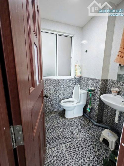TOÀ CĂN HỘ 100M2 - ĐƯỜNG 7M5 GẦN CÁC TRƯỜNG ĐH - GIÁ CHỈ 13 TỶ - 3