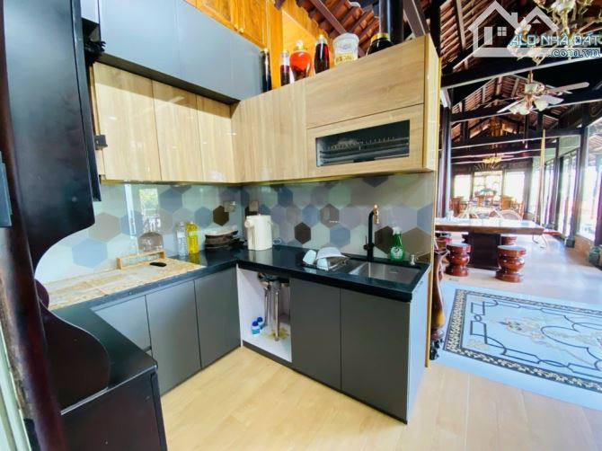 BIỆT THỰ HOÀ QUÝ ,THIẾT KẾ ĐẸP ,DÒNG TIỀN 10TRIỆU 1NGÀY ,DT KHỦNG. - 3
