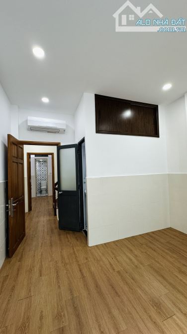 Bán nhà mới 4 Tầng hẻm 71/ Nguyễn Bặc - Ngay Chợ Phạm Văn Hai, DT: 3.6x10.5m Giá 7.2 tỷ - 3