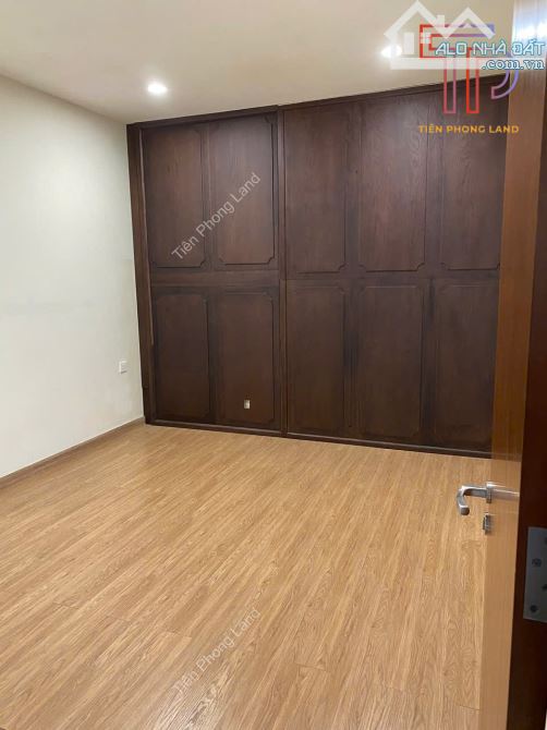 Siêu phẩm căn LK góc 3 thoáng - 90m2 - khu compound Vin Thăng Long - đồ cơ bản đẹp ở ngay - 3