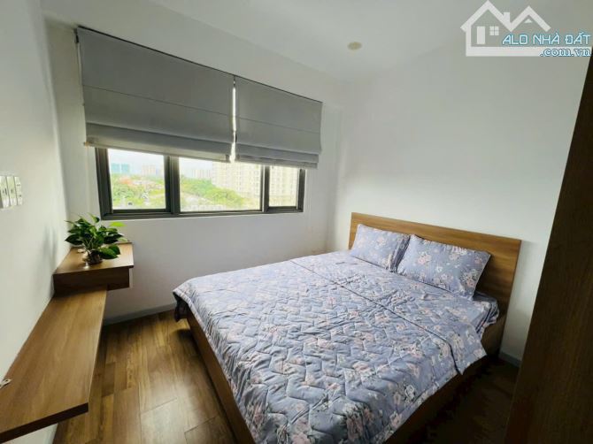 Cần bán căn hộ chung cư Hưng Phúc 1 blok A view biệt thự, full nội thất cao cấp - 3