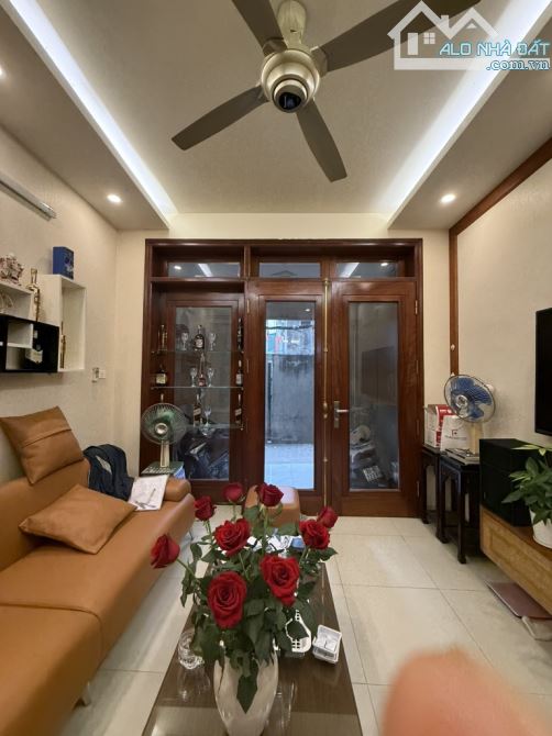 2 nhà ra phố Lê Trọng Tấn, Trịnh Đình Cửu - 3