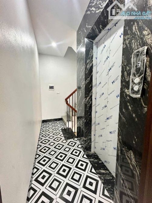 🏡 Bán nhà Phú Thượng 5 tầng thang máy – Gần Ciputra, gần ô tô – Full đồ ở ngay💥 - 3